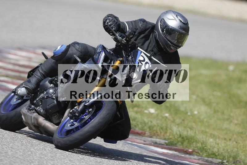 /Archiv-2025/09 22.04.2025 Cornu Master School ADR/gruen-vert/20